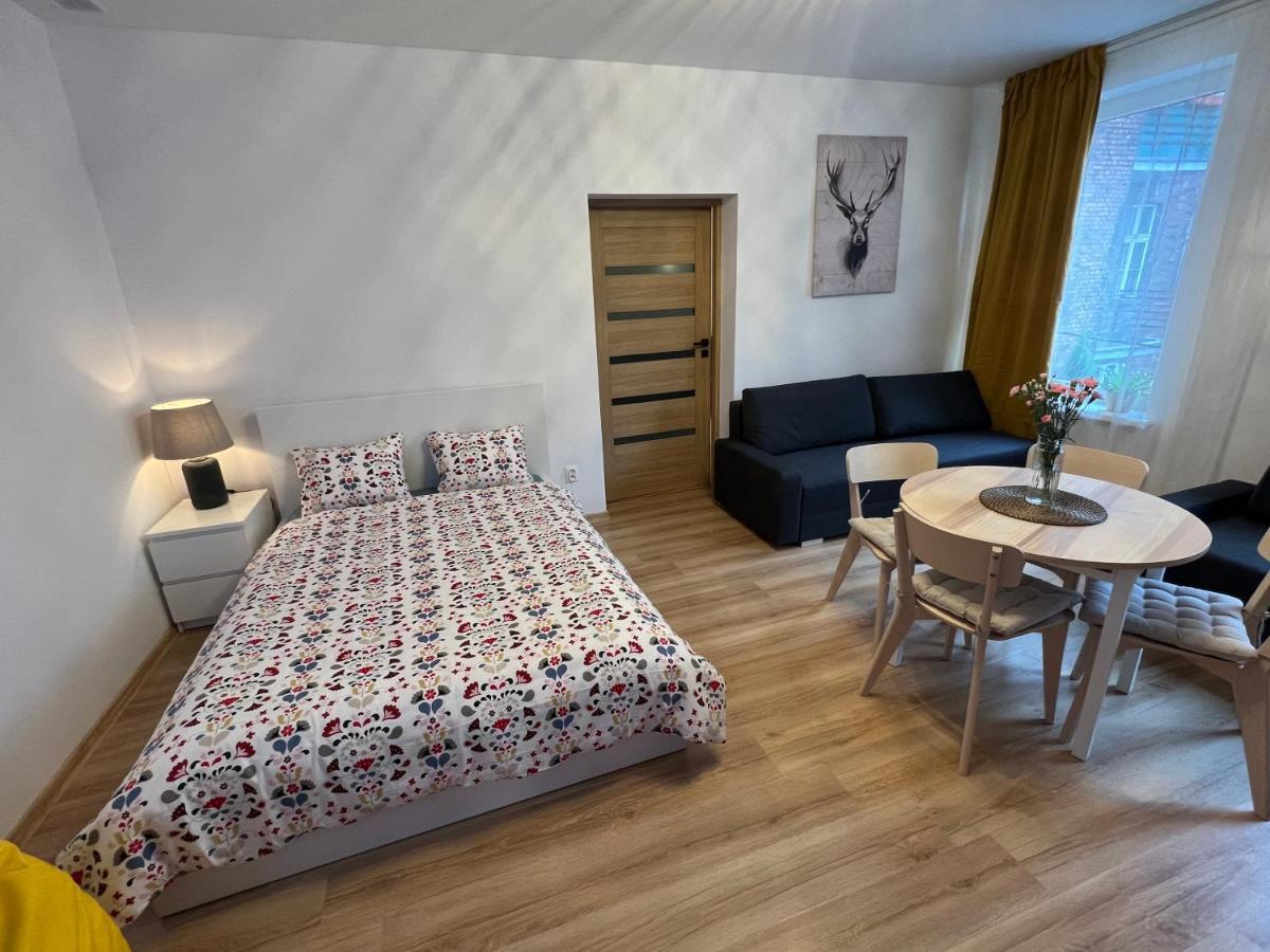 Wood Apartment Katoviçe Dış mekan fotoğraf