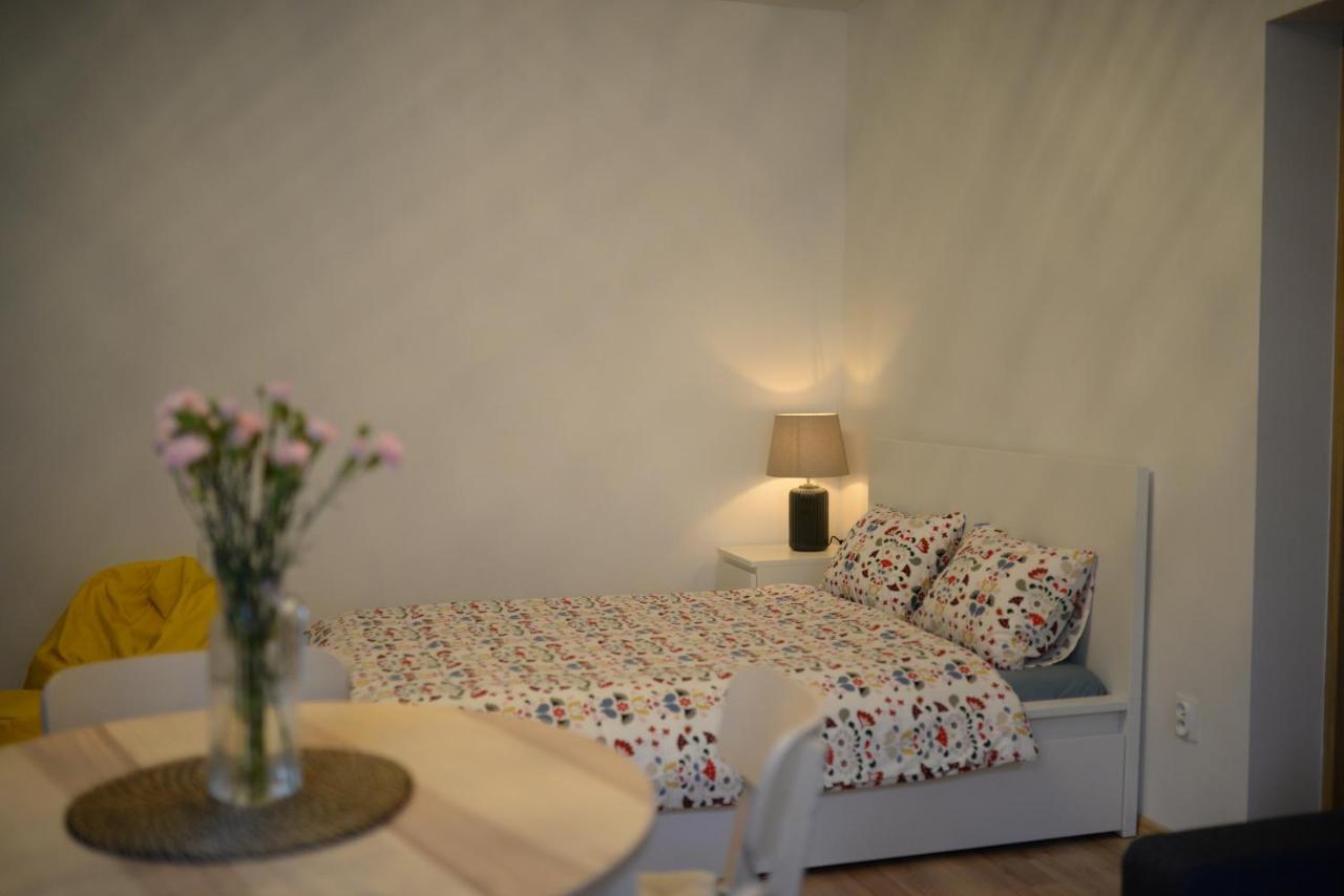 Wood Apartment Katoviçe Dış mekan fotoğraf